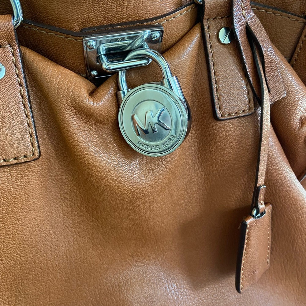 Michael Kors leather silver chain Hamilton Satchel